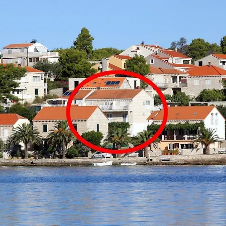 4348b Apartment Lumbarda